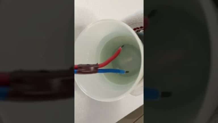 panne eclairage public Phase Neutre 230V dans leau Electricitepanne 1024x576 1