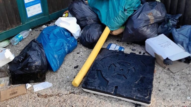 Des depots clandestins qui fachent 1024x576 1